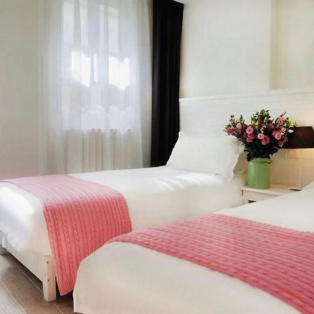 Peking Station Hostel Екстериор снимка